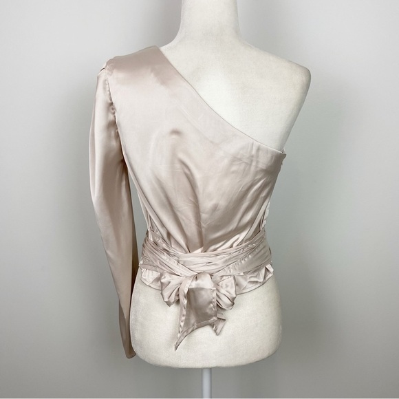 More To Come Scottie One Shoulder Top in Bone Size M - Picture 5 of 9